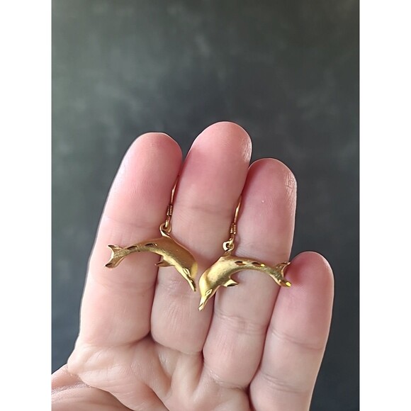 Gold Tone Dolphin Shaped Dangling Pierced Earrings Vintage Costume Jewelry - Picture 1 of 10